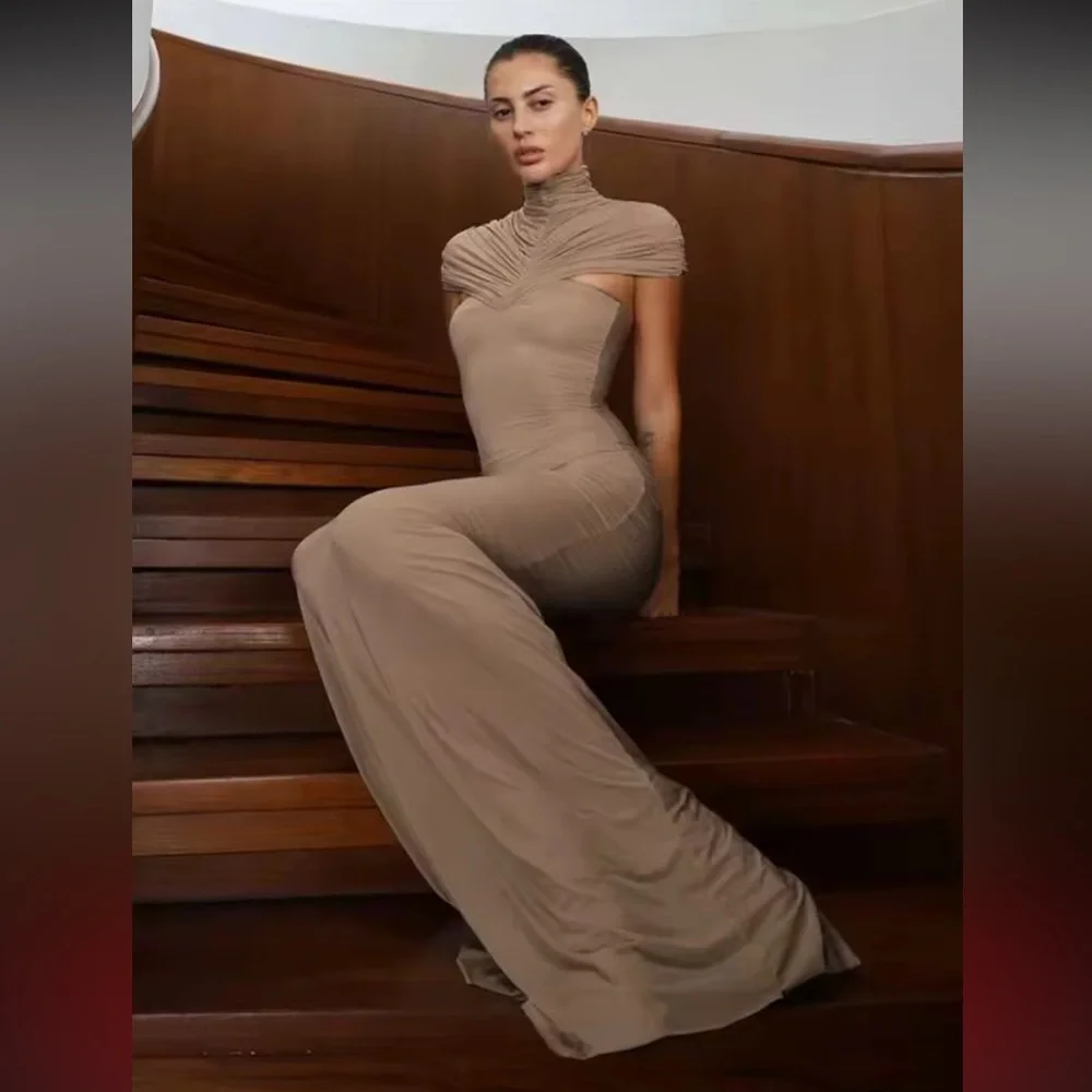 Nude sculpted maxi dress like helsa mugler - Picture 1 of 14